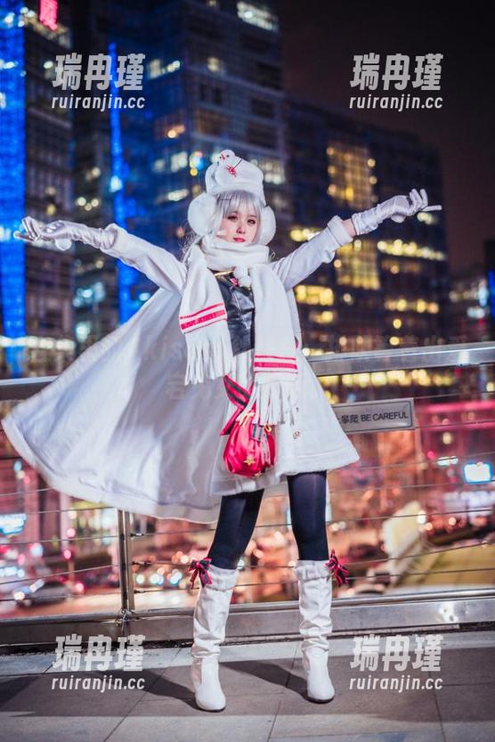 合集里的Akisoso秋楚楚：排队等着出爱宕兔女郎新版。