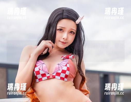 Hachi小芭的福利写真，不按套路出牌的祢豆子，你敢看？