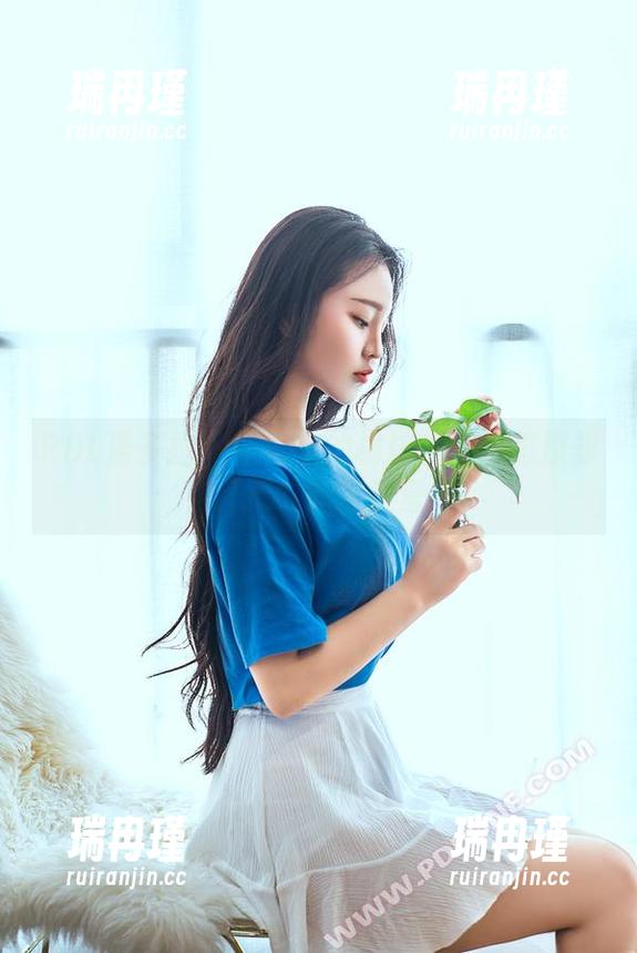 PDL潘多拉-陈雅漫 PDL潘多拉 - 图包中的棉袜:让人想撩却又不敢的陈雅漫