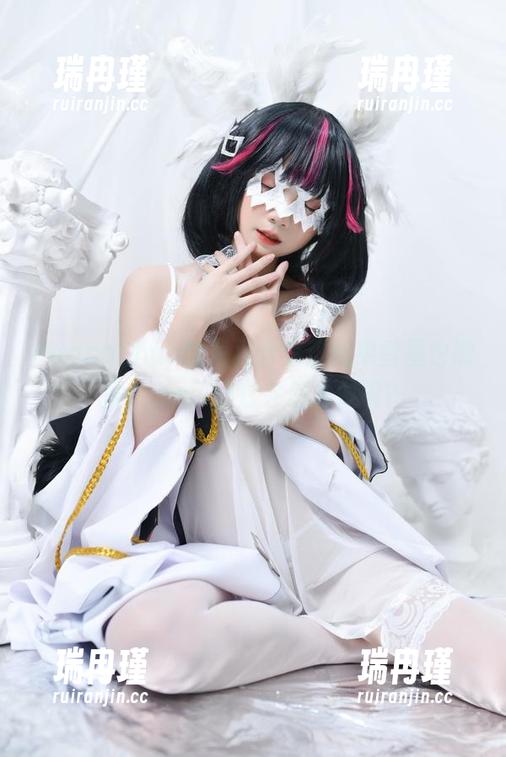 PoppaChan PoppaChan的写真合集:如果彗星也能摆pose,那它会怎么做呢?