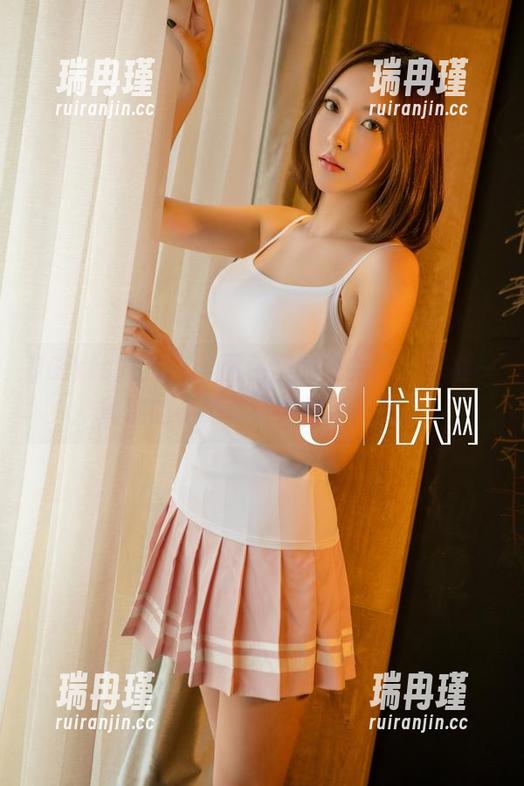 UGirls尤果网-李唯一 UGirls尤果网 - 图包里的兔女郎,李唯一展现的姿势真让人措手不及。