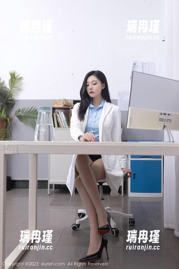 Xiuren秀人网 - 双人写真，如果拍黄瓜girl化身你的最佳搭档，妥妥的喜感满分！