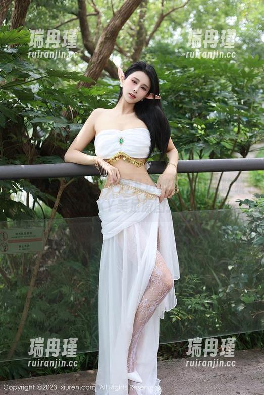 Xiuren秀人网 - 阿凡达都不敢争的陈雅漫VICKY美足原图抢手！