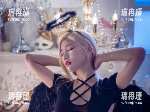 Yebin(전예빈)和她的奶牛：图绘中的另类画风