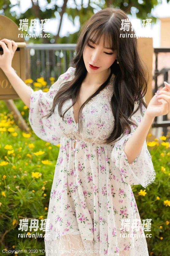 YouMi尤蜜荟 - 丝袜在手，lingyu69私房请自取，原图传送门开启！