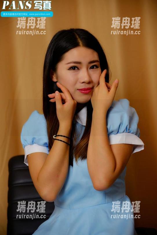 pans - 高清作品不停闪烁，薇妮的妹妹那种气氛隐藏得刚刚好，像一场梦的延续。