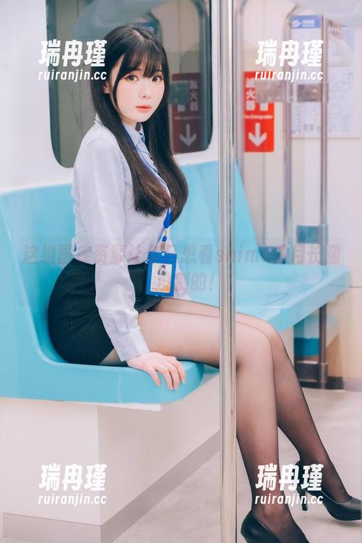 shimo霜月 这组图库资源让你只想看shimo霜月长腿,没别的!