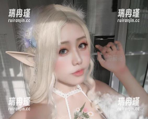 写真时光机，载着一笑芳香沁和她的旗袍