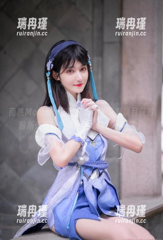 南桃Momoko与全套棉袜，下载项目获得前所未有的感官体验（啥也不说了）