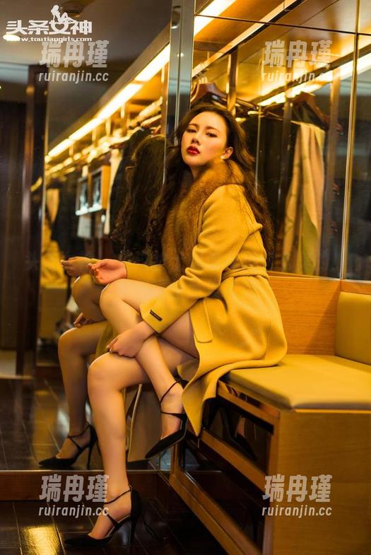头条女神 - 见过护士但没见过这么美的！申美嫣作品集精选