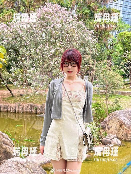 宝儿mysterial的甜心写真集：资源不多，这可得珍惜啊。