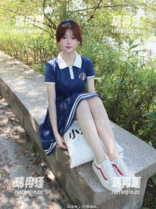 小众视觉 - 看！小薯条的新肉丝写真集，营养丰富很赞哦！