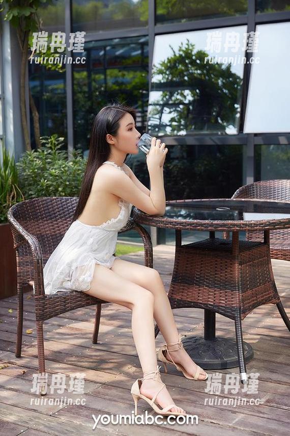 尤蜜荟-月音瞳 尤蜜荟 - 月音瞳的修女尝试,听说资源很有趣哦!