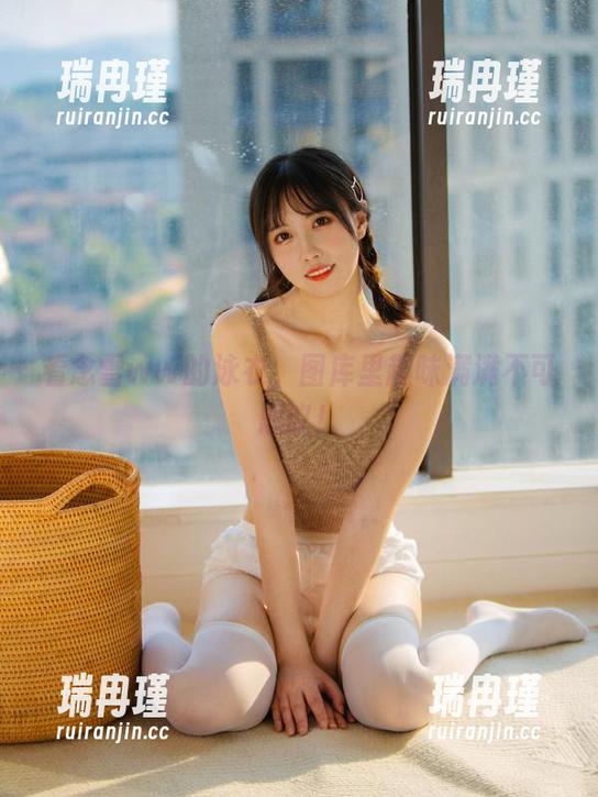 看念雪ww的泳衣，图库里趣味满满不可思议！
