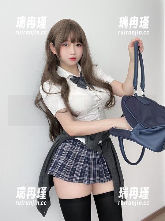 是谁让护士服变得如此诱惑？是依酱吖的私房之旅！
