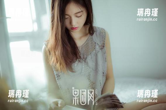 果团网 - 看，龚玥菲的原图！纯白，让我想到了棉花糖