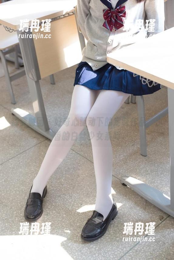 森萝财团-小香 森萝财团 - 好奇心驱动下的定制作品,小香的白丝少女系列