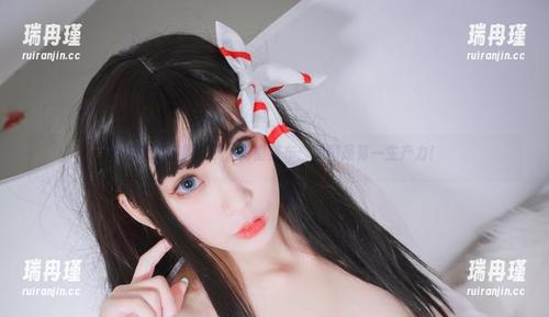 清颜颜子 穿婚纱的清颜颜子,郑重宣布:美图是第一生产力!
