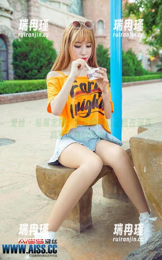 爱丝 - 私属定制：若兮的网盘让我在深夜疯狂下载的理由！