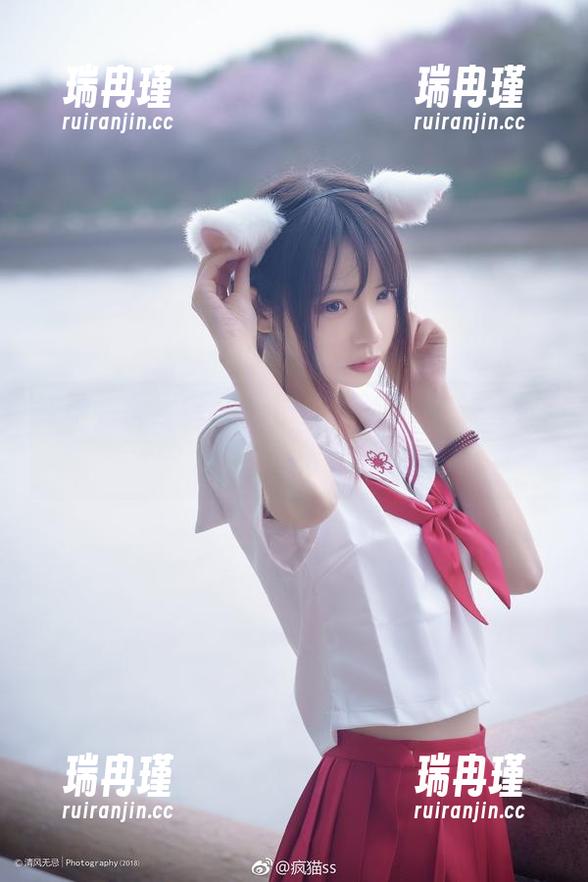 来吧，关注疯猫ss！免费献上最新礼服合集，不来悔一年！