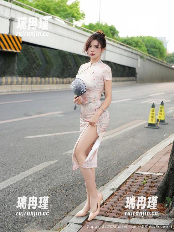 秀人网-Egg尤妮丝 秀人网 - 在线探访Egg尤妮丝的兔女郎合集,谁来追我啊?
