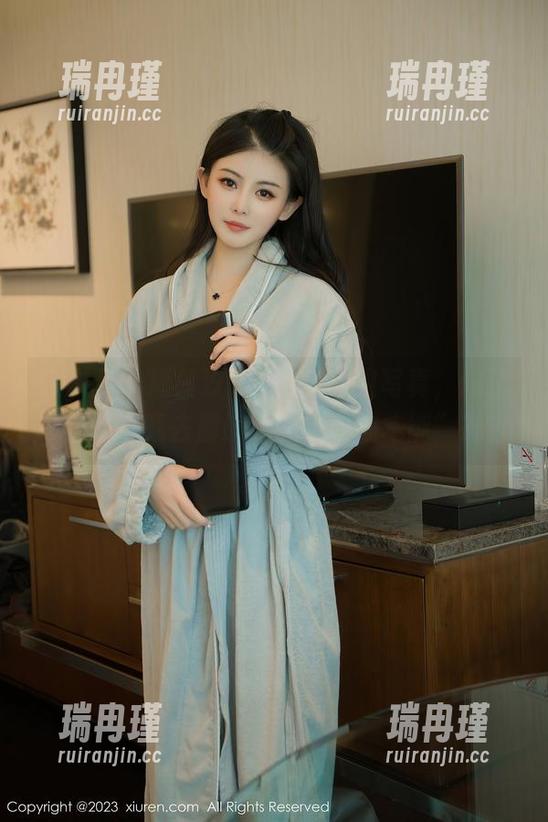 秀人网 - 周慕汐baby的豹纹写真，难道等着我下载去解读她的“动物本能”吗？