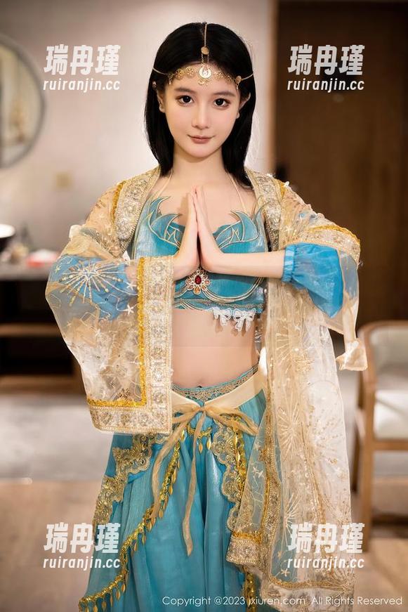 秀人网-江真真 秀人网 - 江真真私拍:这灰丝合集,透出了多少深意,你可曾探究过?