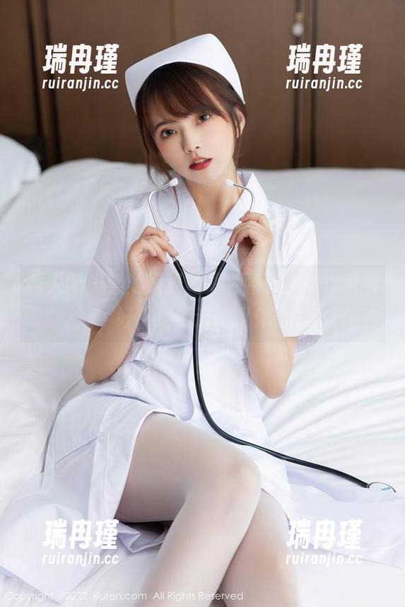 秀人网 - 潘娇娇最新黑色特辑，带你看到好莱坞通道的趴体！