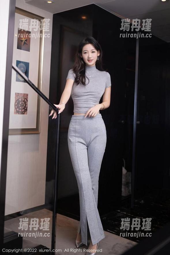 秀人网-静颜宁 秀人网 - 静颜宁的私房美图,不说你也知道她的脚有多美吧