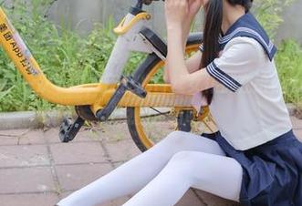 稚乖画册 - 每一次下载，夜夜的白丝女仆都在给你心理暗示——我说的没错吧