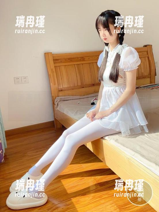 稚乖画册 - 夜夜的黑丝购物日记：线上出售各种风格，13d全面启动！