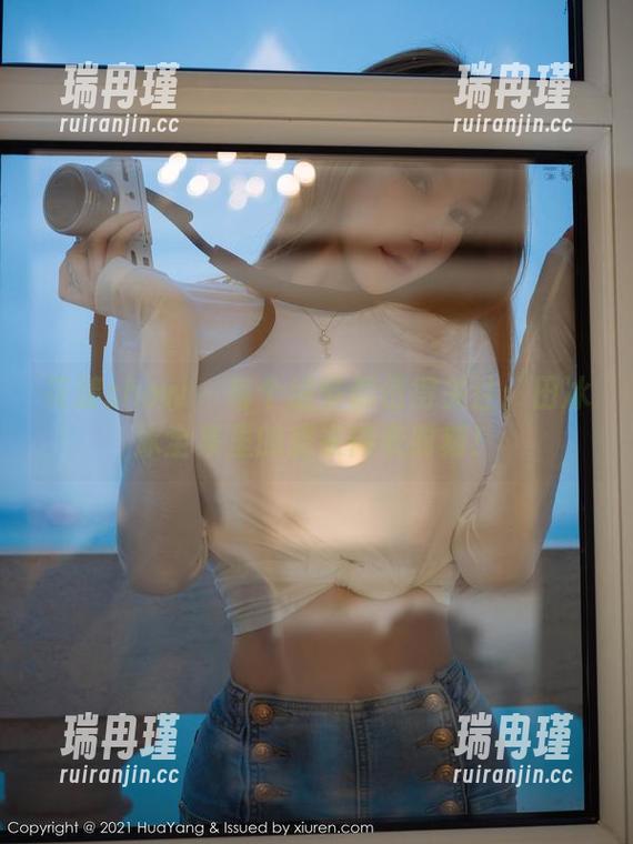 花漾show - 每个细节都值得关注：田冰冰全集里的皮衣内衣时刻！