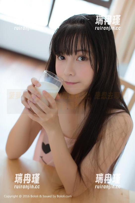 菠萝社 - 王语纯的高清礼服：是想去哪儿约会吗？