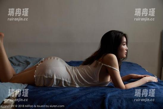 蜜桃社-Gina 蜜桃社 - Gina的私拍,图里是纯白,心里是一片彩虹!这对比我给满分!
