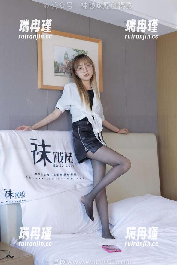 袜啵啵 - 糯米的OL制服私拍，这组合简直太让人迷了