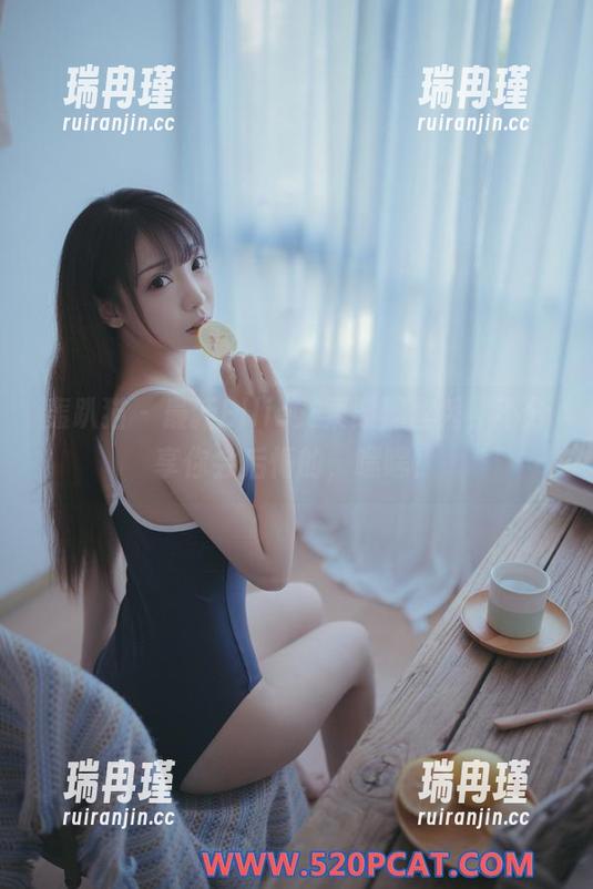 轰趴猫 - 最新Ellie艾栗栗黑丝秀，不分享你会后悔的，嘿嘿！