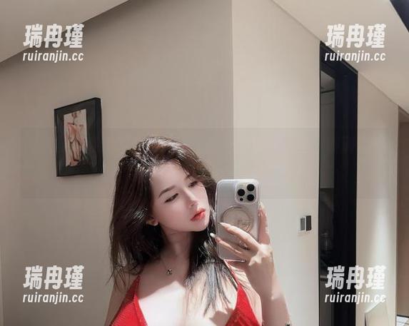 微密圈 - 私房写真新境界，阿色的镂空蕾丝，满满的暧昧，我的脑海中不停闪现画面！