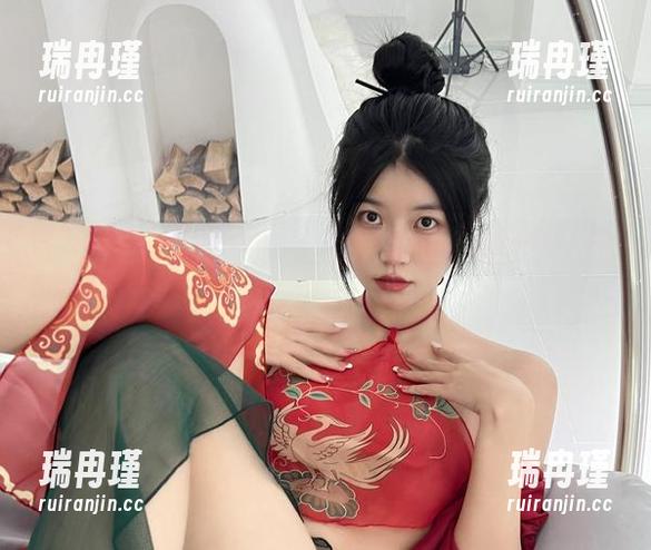 鱼神鱼 微密圈 - 网盘求生记——鱼神鱼的白色细内与JK格子裙,是在挑衅我吗?