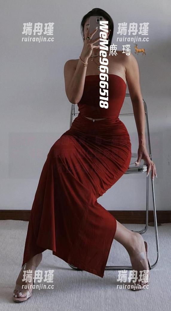 鹿瑶 微密圈 - 鹿瑶的写真:每一张都像是修女的’考验’更新下的信徒反思,真让人忍不住多看几眼。