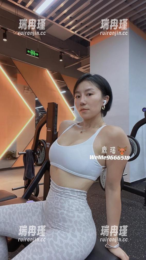 微密圈 - 鹿瑶的死库水作品分享，闲聊几句，谁能说得清楚啊？